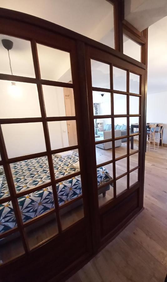 Loft Climatise "La Pinede", 50 M2, Tres Calme, 5 Mn A Pied Des Plages, Lit King Size La Seyne-sur-Mer Exteriör bild